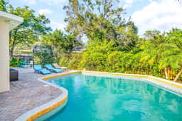 Sunny Groove Oasis: Heated Pool, Playset @Clearwater