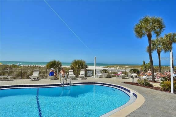 Amazing Ocean View, Pool @ Mad. Beach- John's Pass