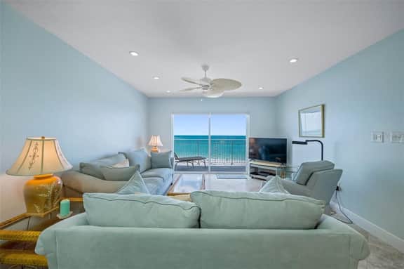 Amazing Ocean View, Pool @ Mad. Beach- John's Pass